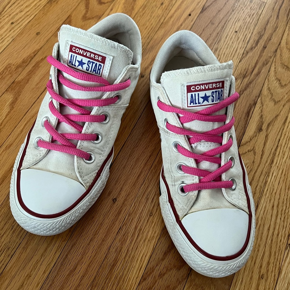 Converse Kids' Cream Sneakers with Pink Laces